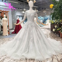 Beautiful O-Neck Full Length Backless Wedding Gown