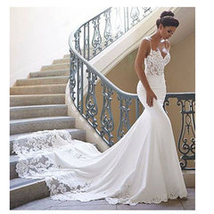 Vintage Lace Sweetheart Neck Backless Wedding Gowns